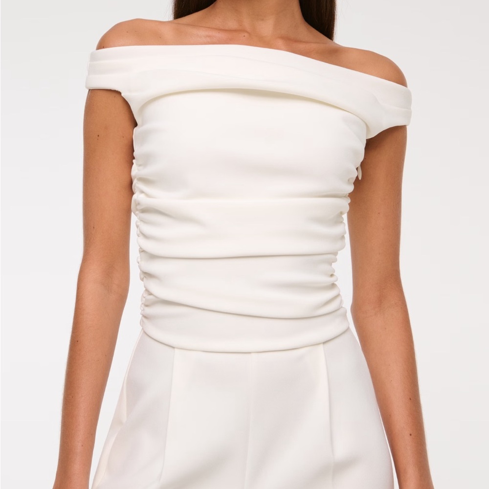 Abercrombie & Fitch Off-Shoulder White Jumpsuit
